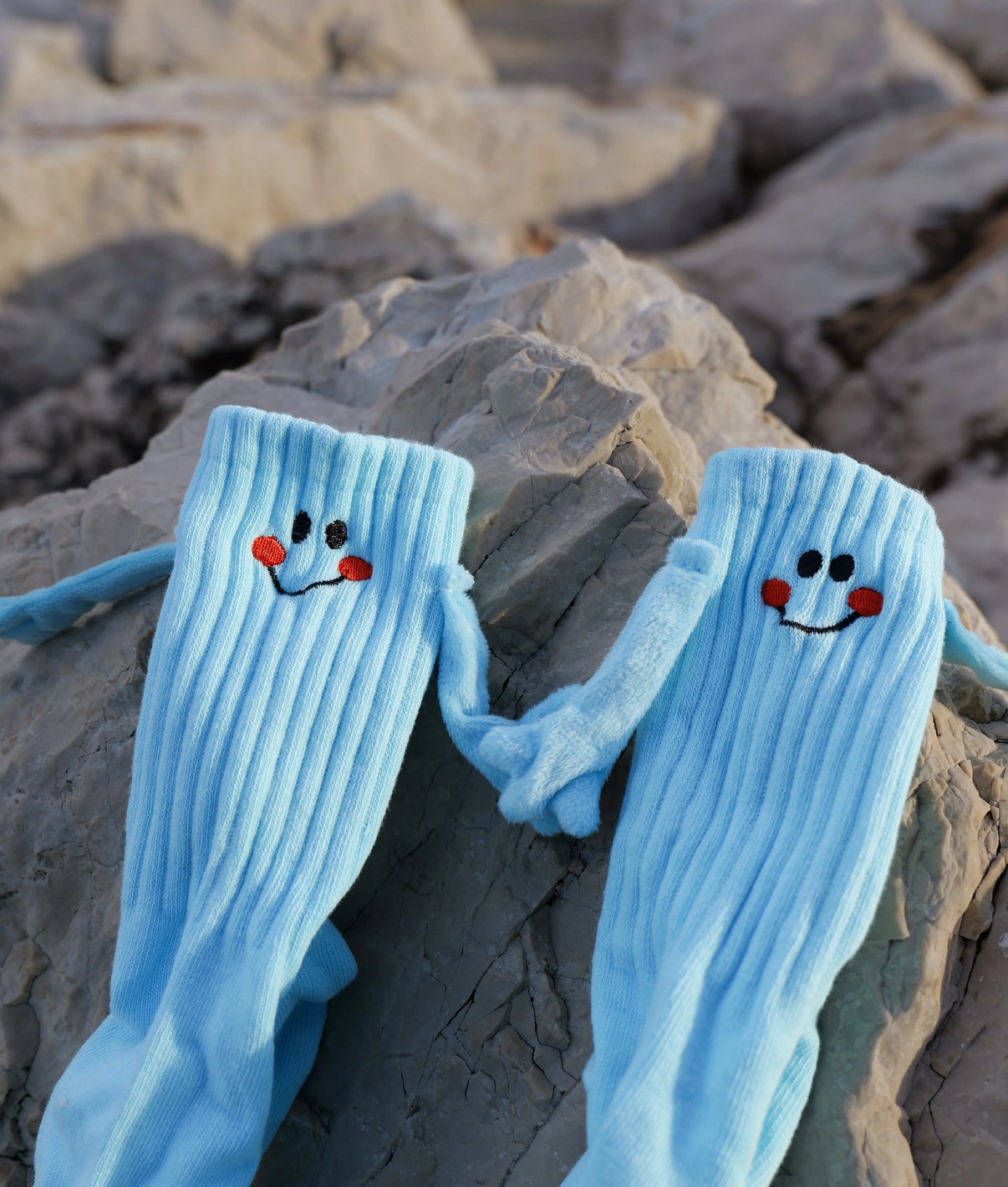 chaussettes qui se tiennent la main funky feets